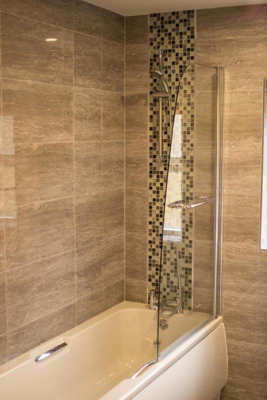 מטלוק Haddon Cottage - Darwin Lake Holiday Village מראה חיצוני תמונה